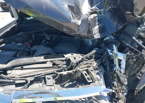 2015 Chevrolet Silverado 1500 1Lt из США, поврежденный, VIN 1GCVKRECXFZ442733